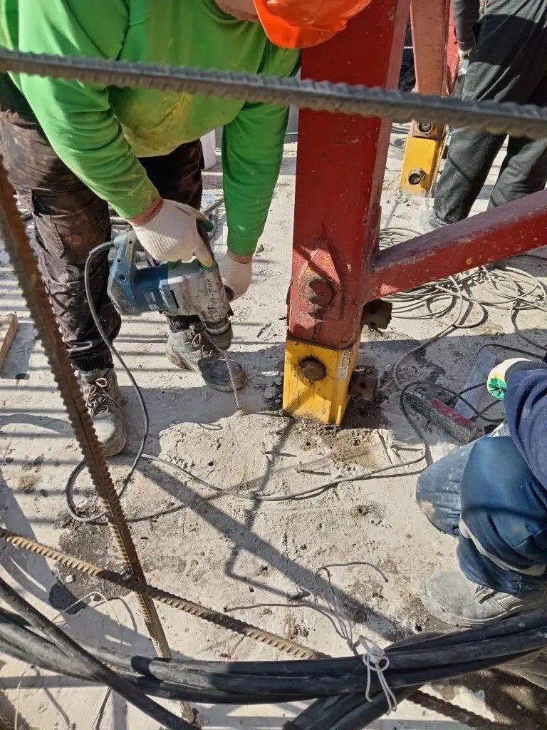 Усиление фундамента кранового основания по улице Южнопортовая 28а/17